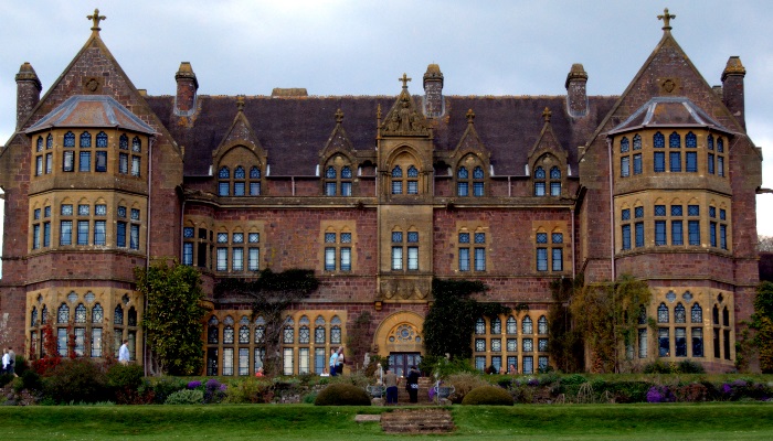 Knightshayes_Court,_near_Tiverton,_Devon,_England-12April2009b[1]