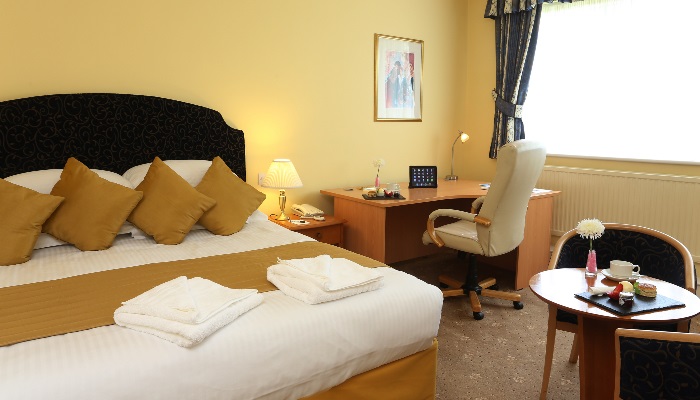 tiverton-hotel-bedrooms-13-83757
